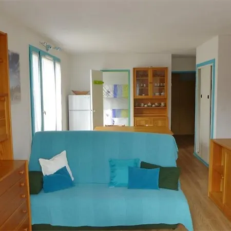 Ref 546, Ocean , Classe 2 Etoiles , Et Centre A 5mn, 5 Personnes *